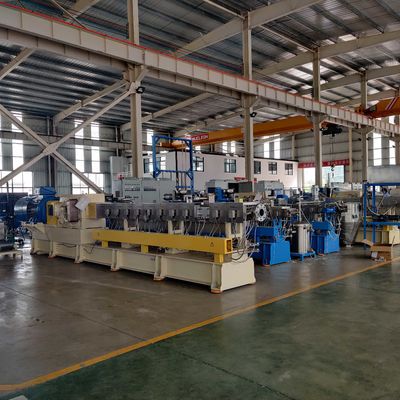 1000 किग्रा / एच पीएलए पीबीएटी स्टार्च भरा बायो प्लास्टिक कंपाउंडिंग लाइन